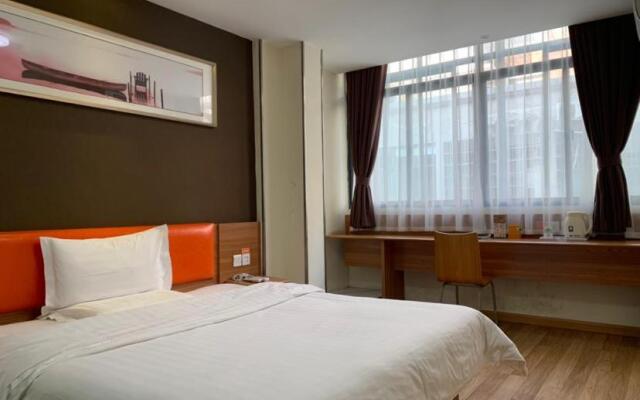7Days Inn Yingshang Lan-Star building materials market