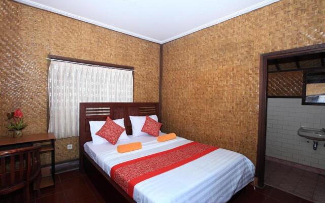 Budi House Bungalows