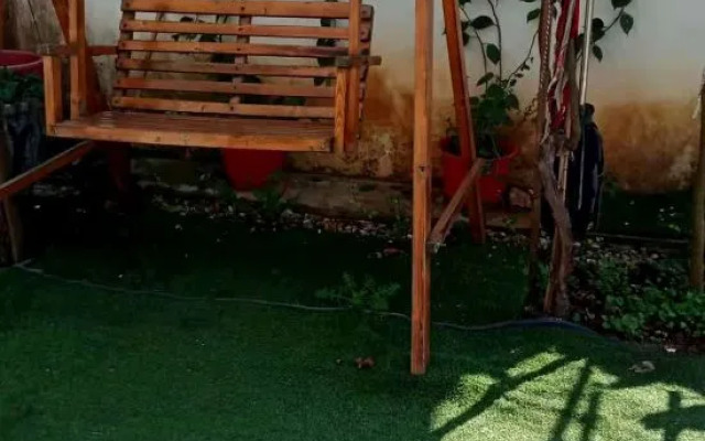 Lushan Farmyard Hotel