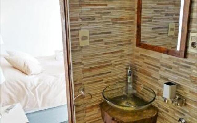 Kanaloah Lodge & Cabins