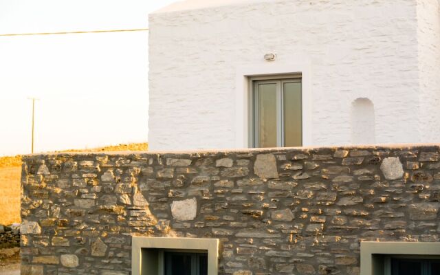 Antiparos Homes