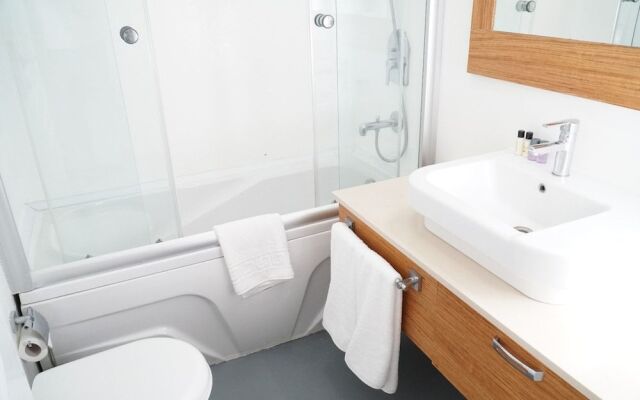 Rooms Bohemian Hotel