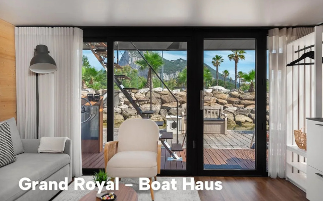 Boat Haus Mediterranean Experience Alcaidesa  La Linea