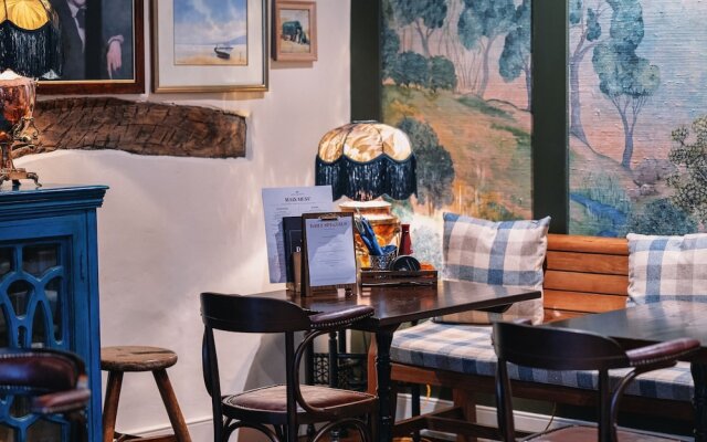 The Bull and Townhouse, Beaumaris- The Inn Collection Group