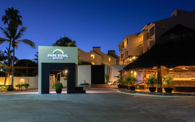 Park Royal Homestay Los Cabos