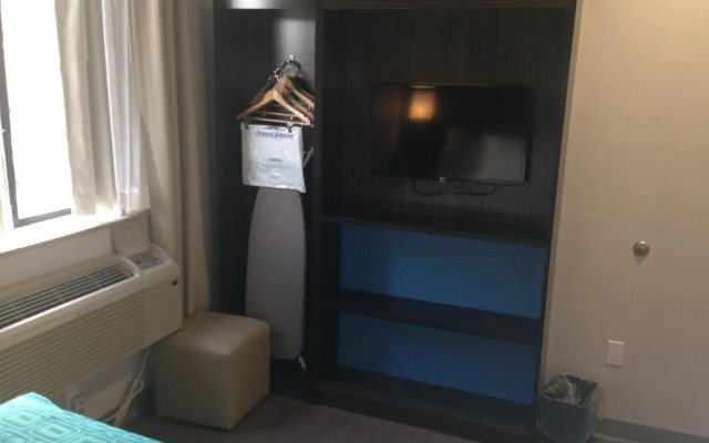 Rockaway Hotel Brooklyn