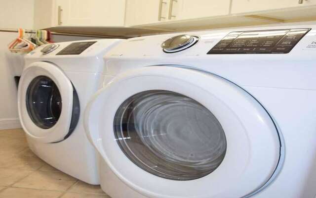 Anna Cabana Bungalow #4 by RedAwning