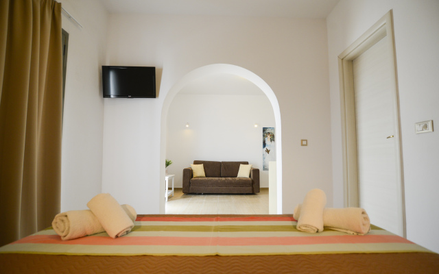 Hotel Omiros