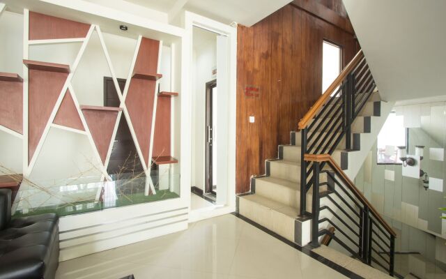 Maxi Hotel Kedonganan