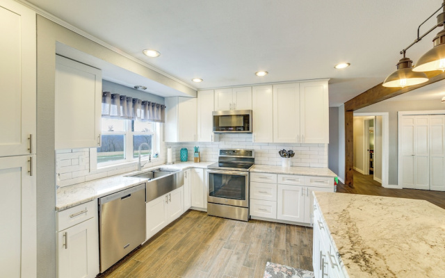 Mountain-view Ozarks Home Near Eureka Springs