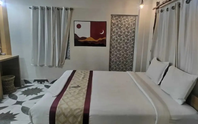Blue Sapphire Hotel and Banquet