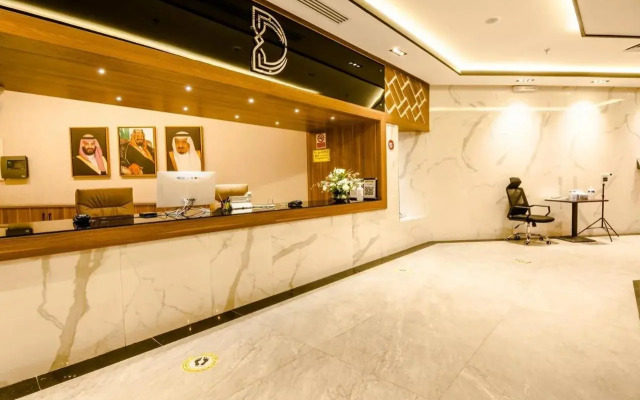 White Diamond Hotel Sari