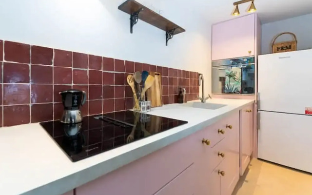 Host Stay The Courtyard at Egremont Place