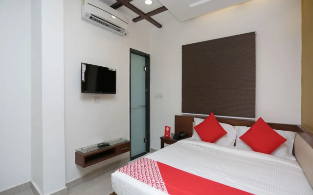OYO 12899 Hotel Khushi Regent