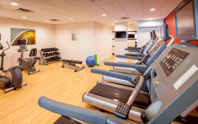 Courtyard by Marriott Boston Brookline