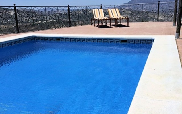 Spacious Villa With Private Pool and Stunning Views Near Iznájar
