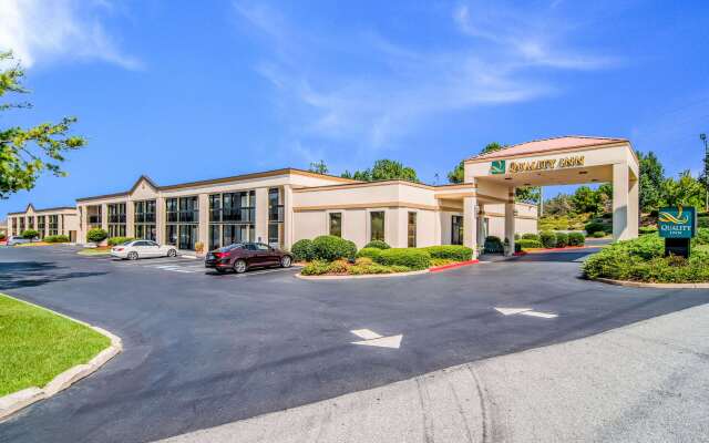 Quality Inn Suwanee I-85
