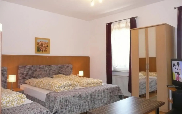 City Hotel