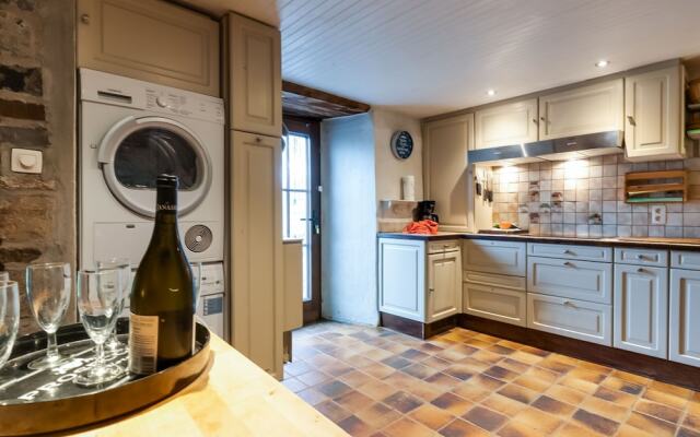 Detached Holiday Home with Sauna & Open Fire near Houffalize