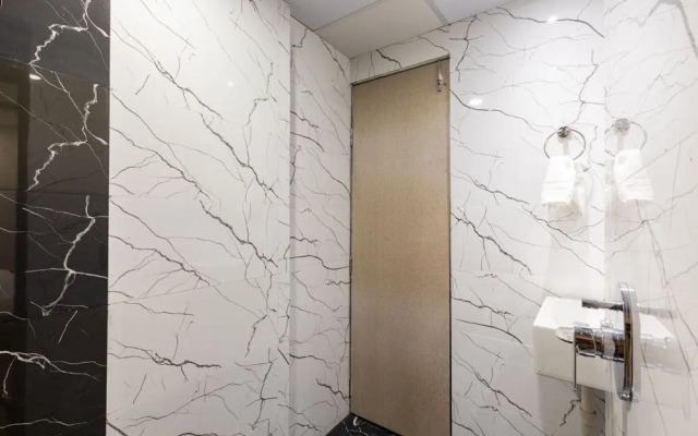 Hotel BKC Anex Near Bandra Kurla Complex