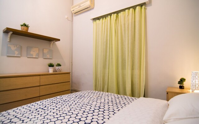 Beautiful Modern Aprt with 1BR in DT Athens