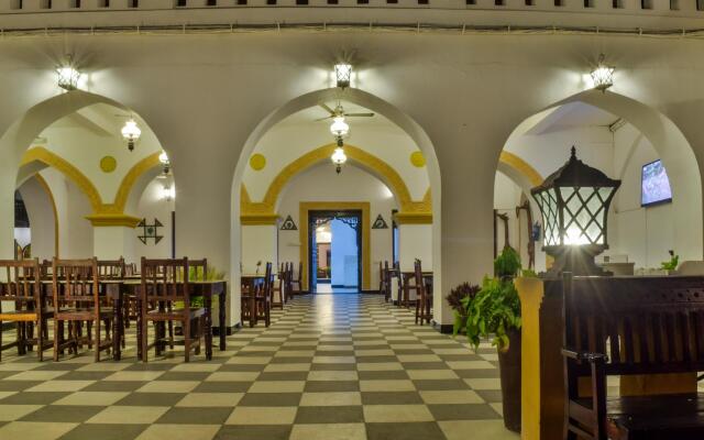 Tembo House Hotel & Apartments