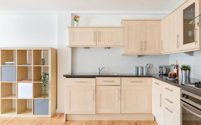 Serenity Apartment Whitechapel