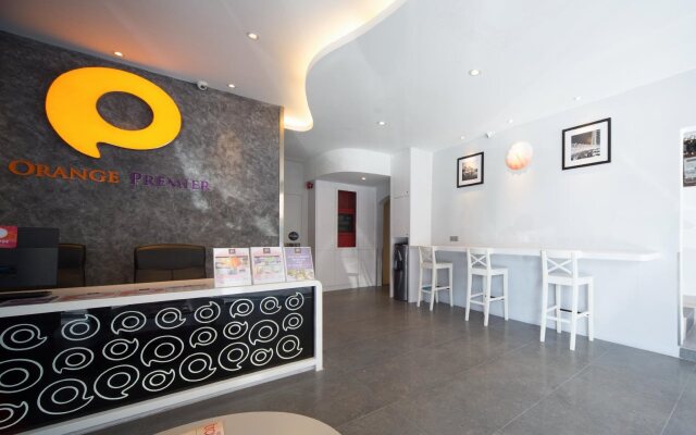 Orange Premier Hotel Taman Segar