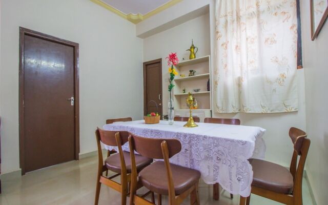 OYO 15934 Home Traditional 3BHK Bainguinim