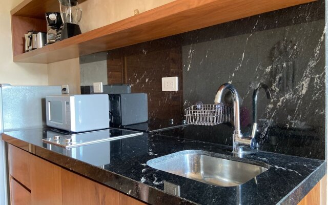 Beautiful Jungle View Luxury Studio