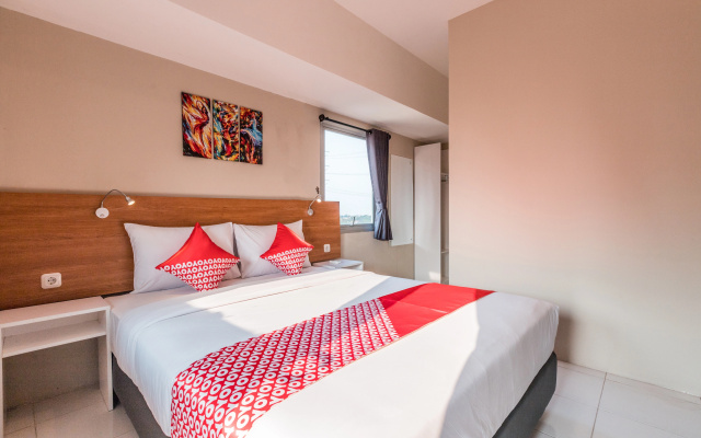 Flagship 750 Mont Blanc – Guest Rooms – Bekasi