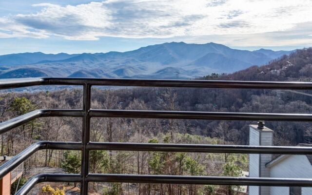 Beautiful Views Summit of Gatlinburg