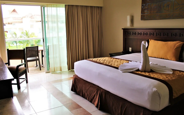 BlueBay Grand Esmeralda All Inclusive