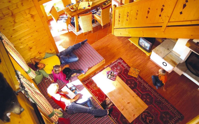 Chalet in Wildkogel Near Ski Slopes