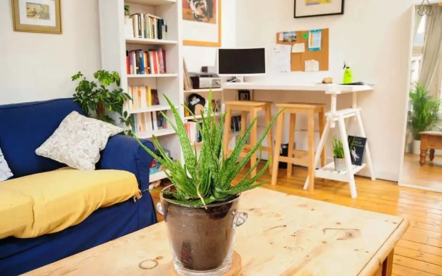 Welcoming Glasgow Home Next Underground