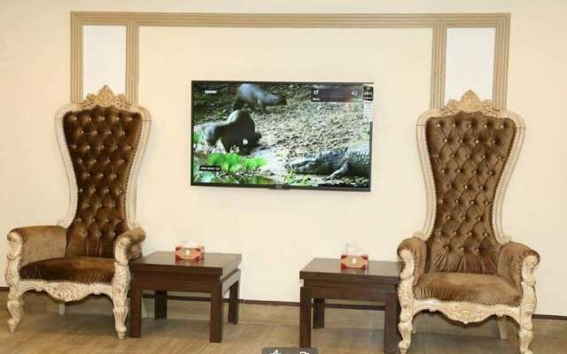 Al-Noor Hotel