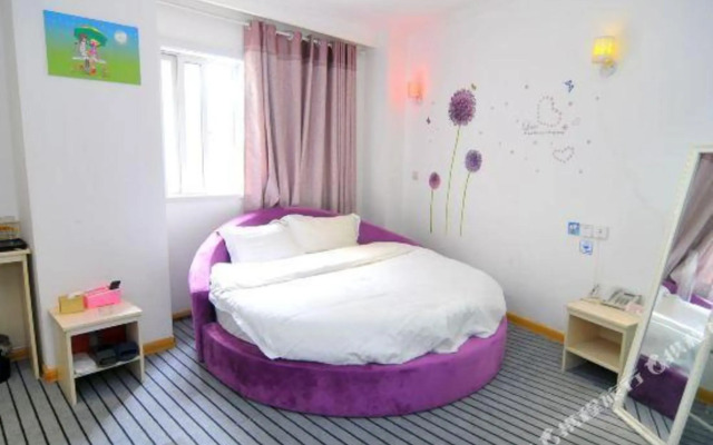 Shike Themed Guest Room