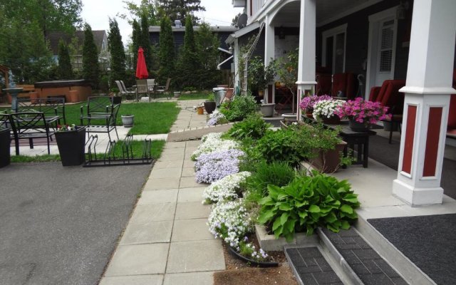 Auberge Pres du Lac