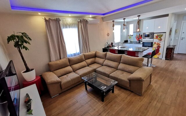 New Flat Close Beach