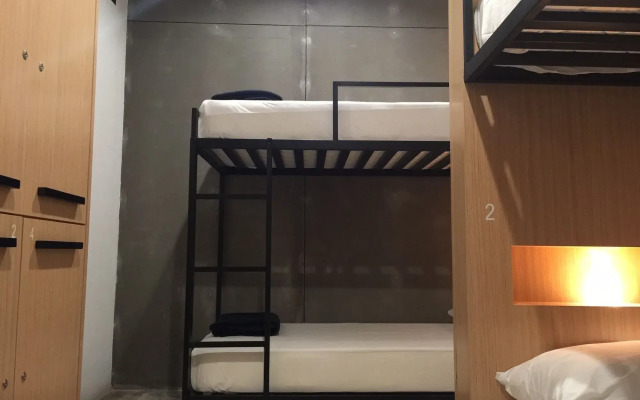 The Frame Guesthouse - Hostel