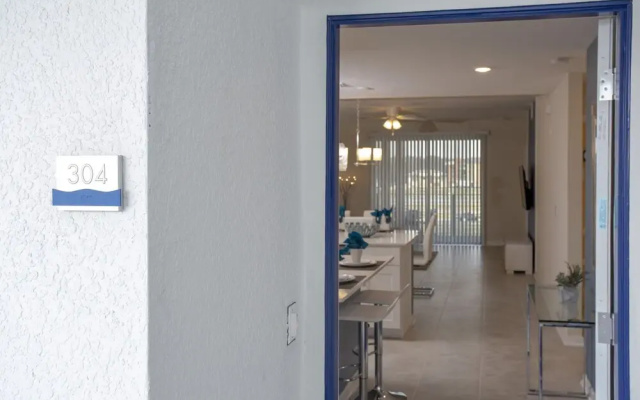 Stunning 2 Bedroom Apartment with AquaPark 304 4721