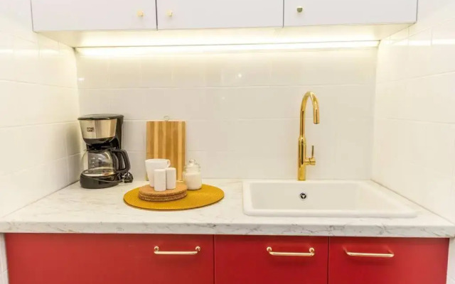 Pop Art Flat - Bright 2BR near the Old Town