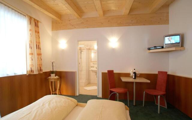 Apart la Montagnia