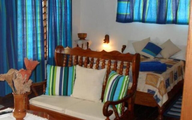 Le Port Guest House