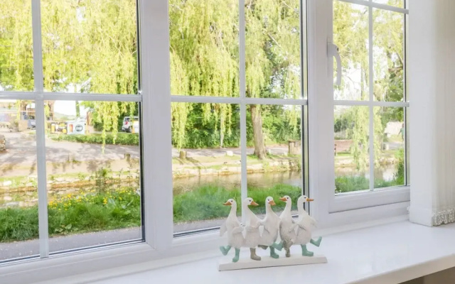 Duck Cottage