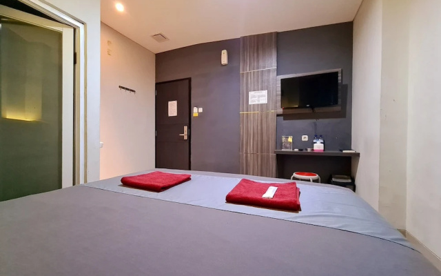 City Biz Residence