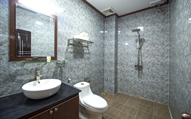 Vang Vieng Freedom Star Hotel