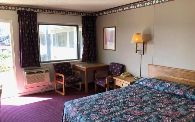 The Hastings Inn Salina
