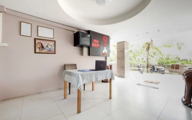 OYO 75329 Phensri Apartment