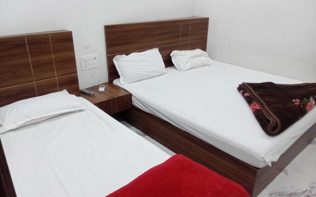 Astha Homestay & Guest House